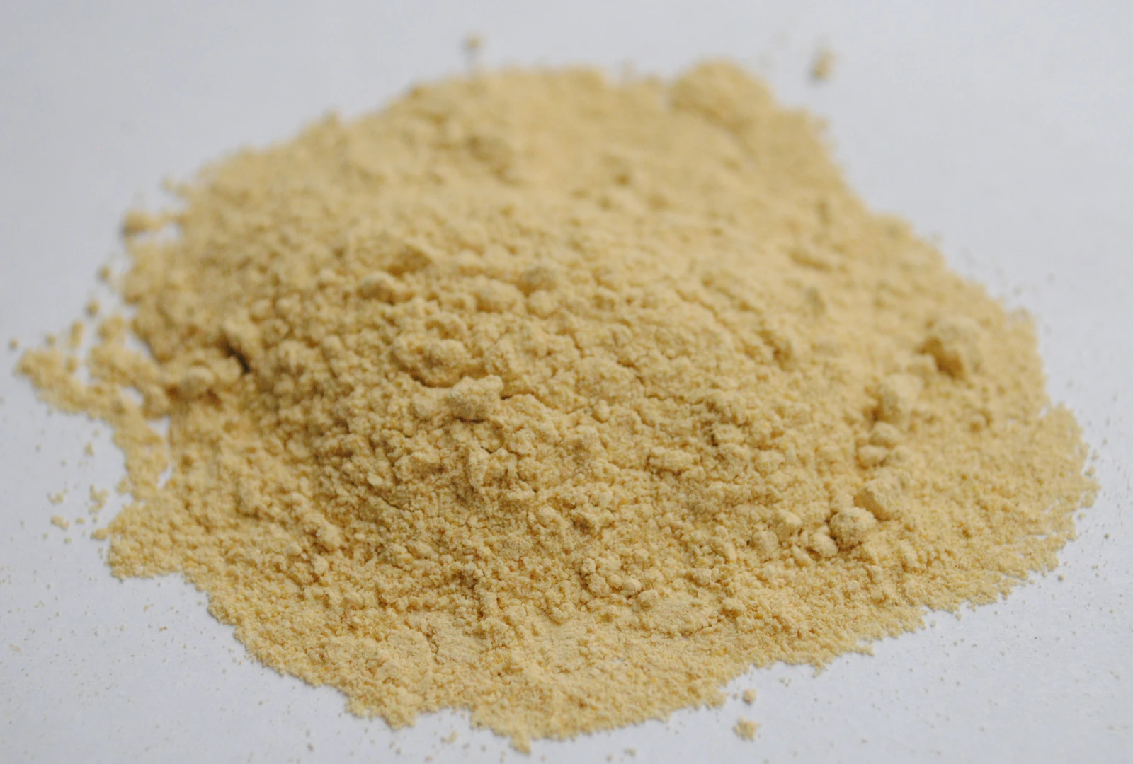 Mound of fine beige root powder